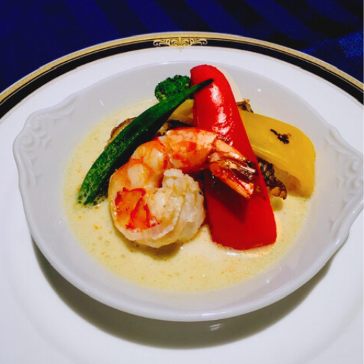 魚介のグリーンカレー ブイヤベース風